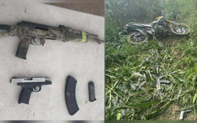 Persecución en Navolato, Sinaloa; abandonan armas y motocicleta y huyen entre milpas