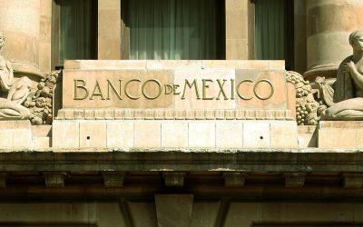 Banco de México hace “una pausa” y mantiene tasa de interés en 7%