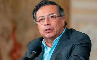 Petro denuncia plan para atentar en su contra