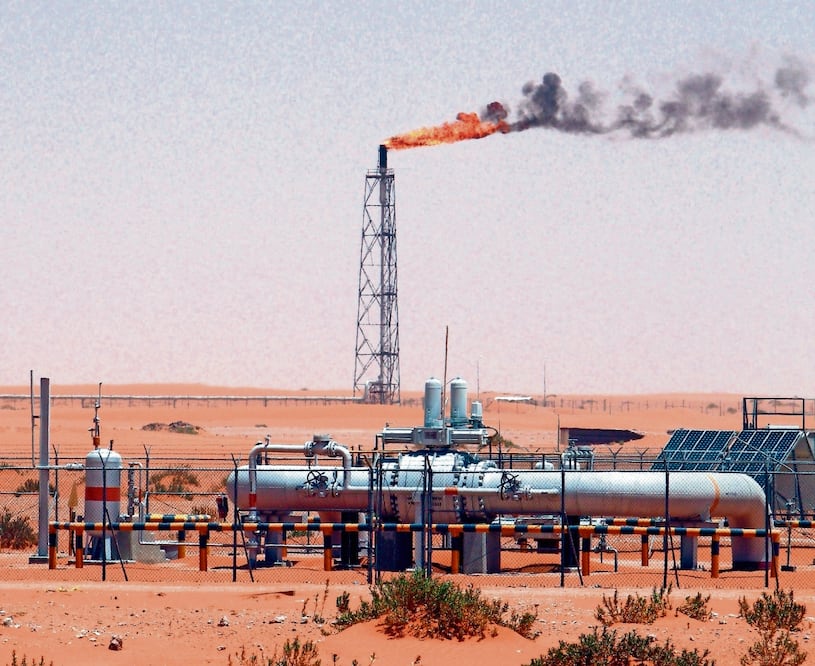 Ataque de EU a Irán aviva temores a que el petróleo se dispare