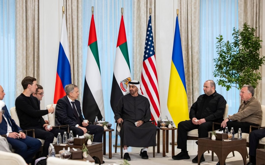 Cierran Kiev y Moscú la segunda ronda de contactos en Abu Dabi con canje de prisioneros