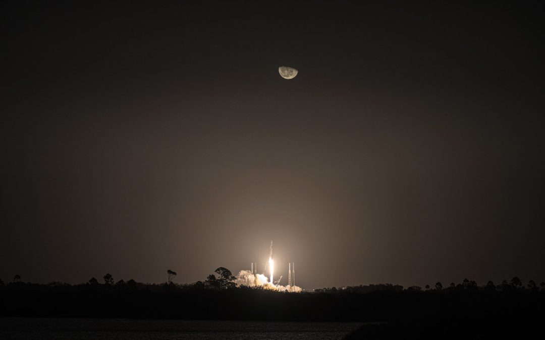 Priorizará SpaceX construcción de una ciudad en la Luna sobre Marte, según Musk