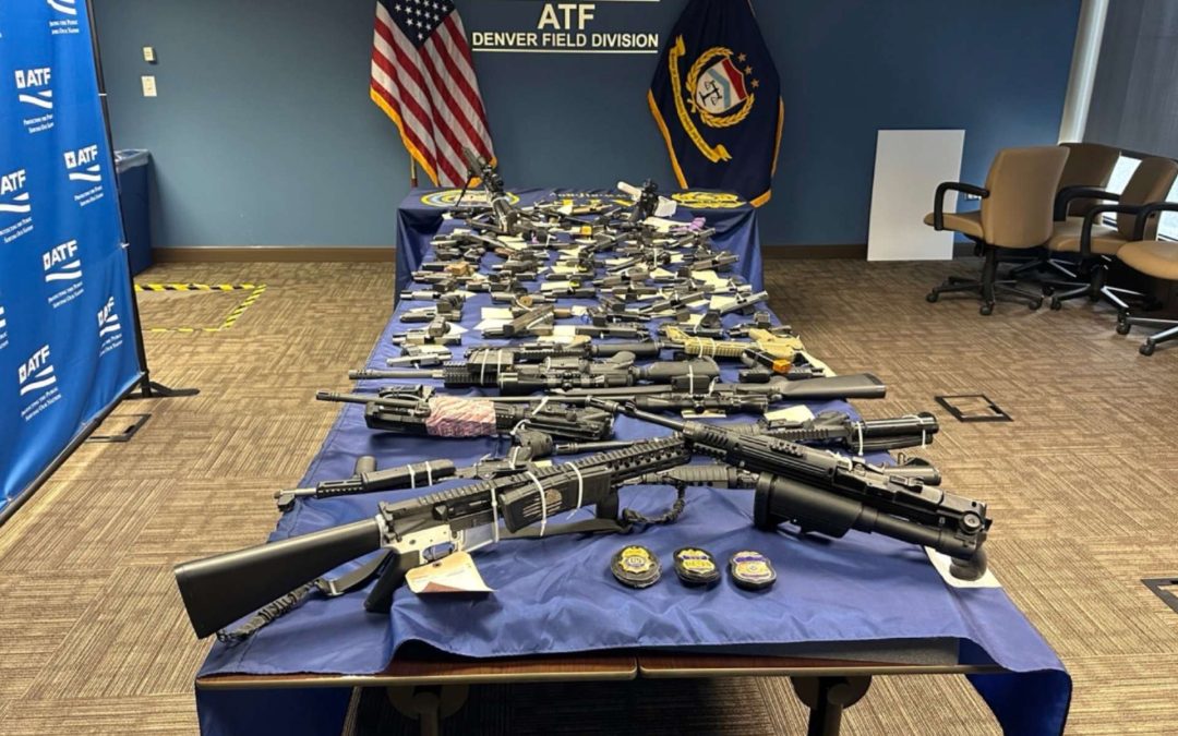 Decomisa EU más de 4 mil armas y 600 mil municiones que iban a México