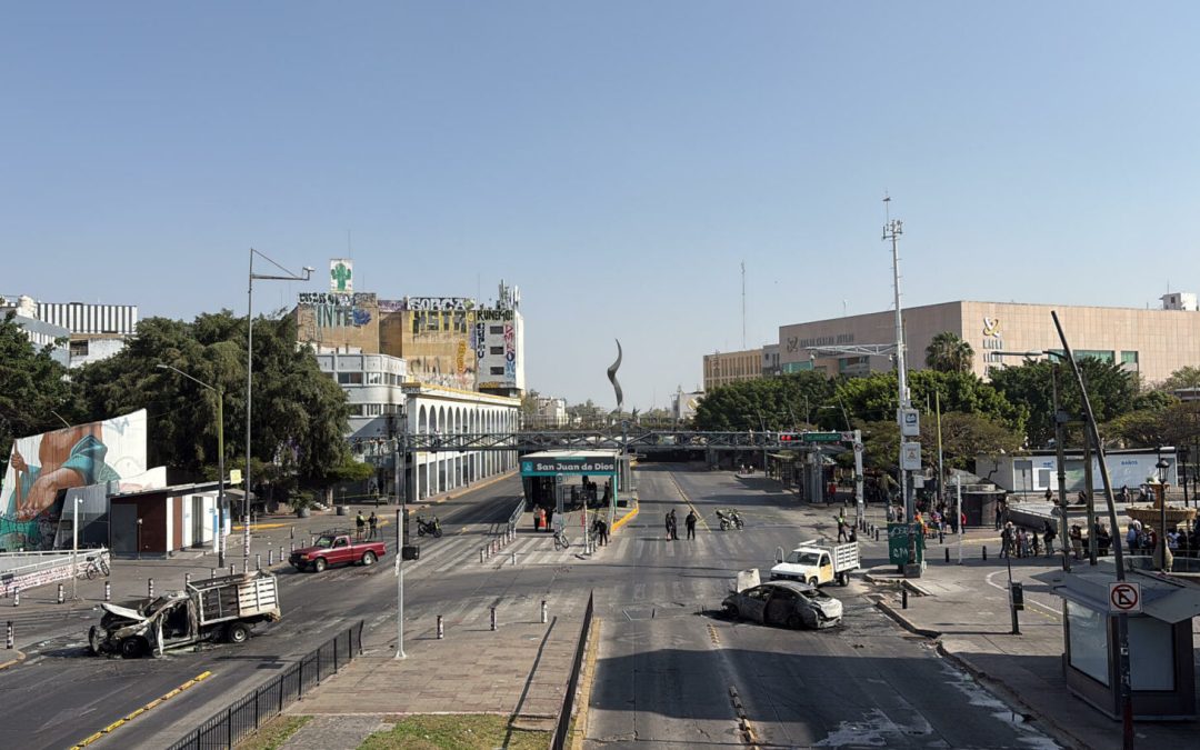 Detienen a 43 sicarios por narco violencia en Jalisco.