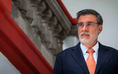 Julio Scherer acusa a Jesús Ramírez por nexos con rey del huachicol