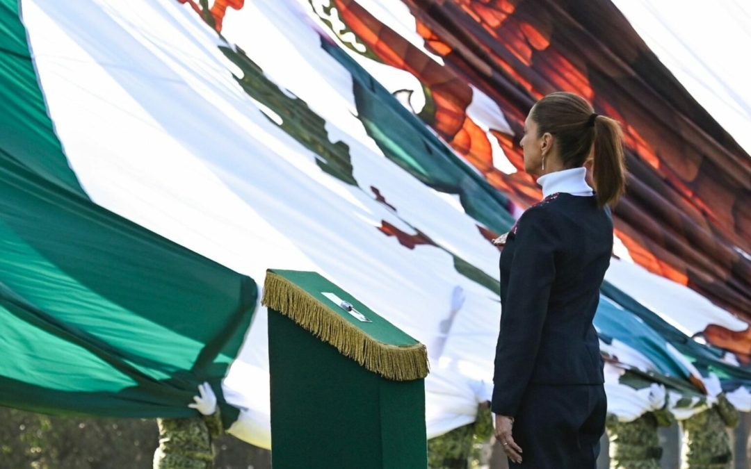 “México es dignidad, valentía y grandeza”: Sheinbaum en el Día de la Bandera