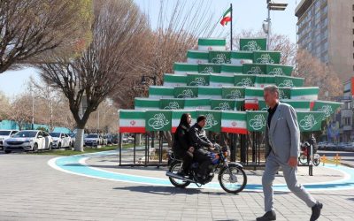 Reino Unido y China piden a personal y ciudadanos salir de Irán