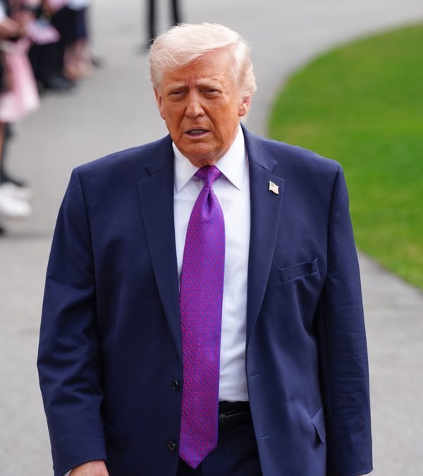 Trump afirma que “prácticamente no queda nada” que atacar en Irán