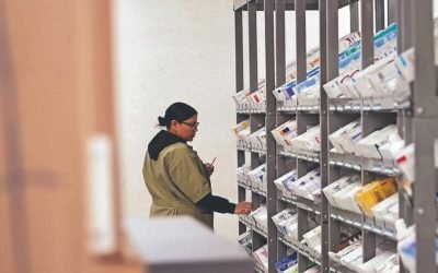 Gobierno trabaja en fortalecer acuerdos de inversión de farmacéuticas
