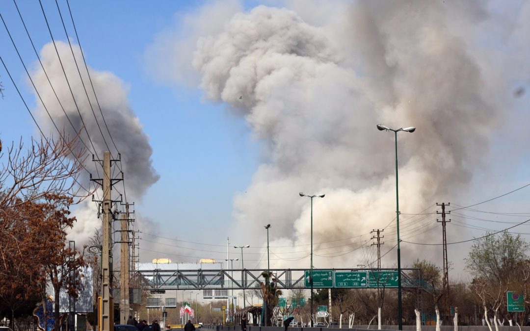 Bombardea Israel a Teherán por segunda vez este jueves