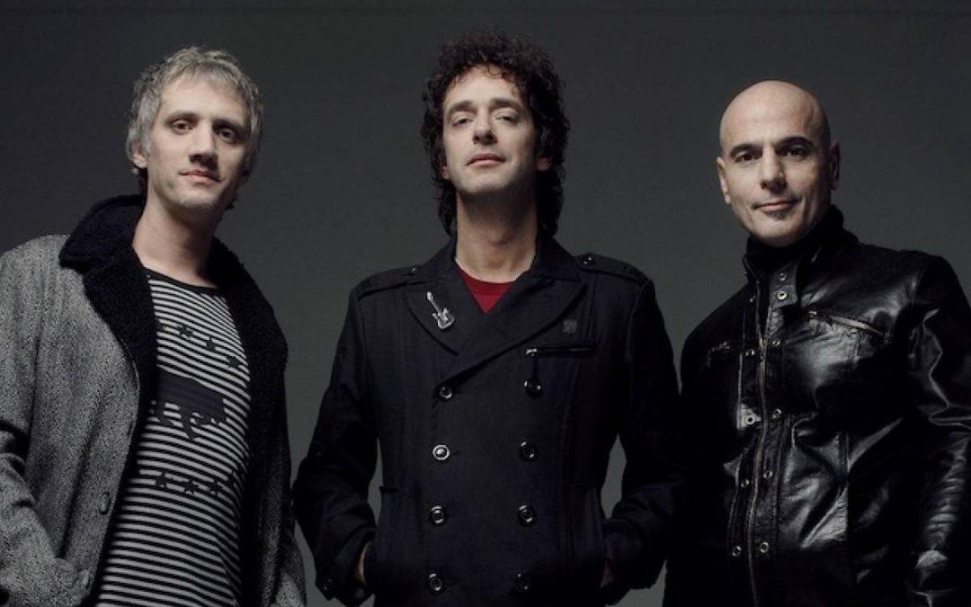 Pide Soda Stero a sus fans no usar el celular para que disfruten sus conciertos