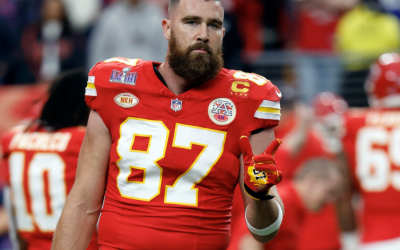 Renueva Travis Kelce por una temporada más con Kansas City