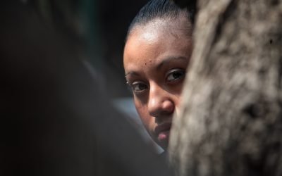 Cuidar eleva a 73% el riesgo de permanecer en la pobreza en México, revela estudio