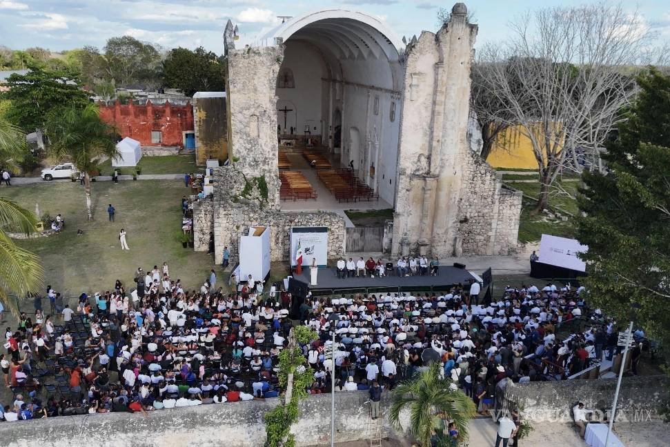 Conmemora Sheinbaum natalicio de Juárez en Guelatao y decreta a Margarita Maza embajadora histórica