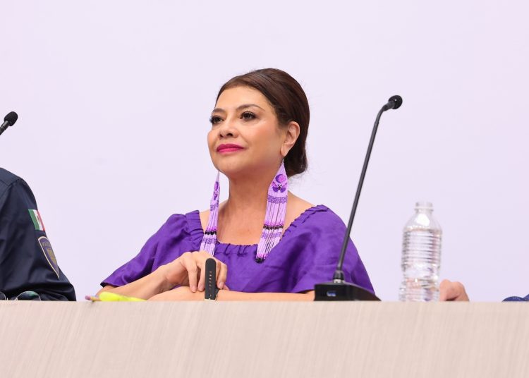 Propone Brugada blindar el gasto social y ampliar programas de bienestar en CDMX