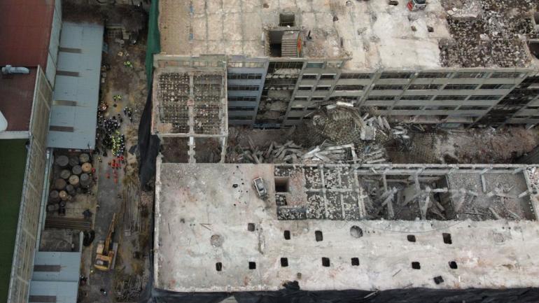 Único sobreviviente de derrumbe en San Antonio Abad demanda a empresa por negligencia