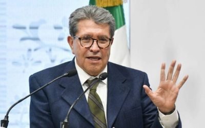 Presentará Monreal iniciativa contra fraudes y uso indebido de datos personales en llamadas publicitarias