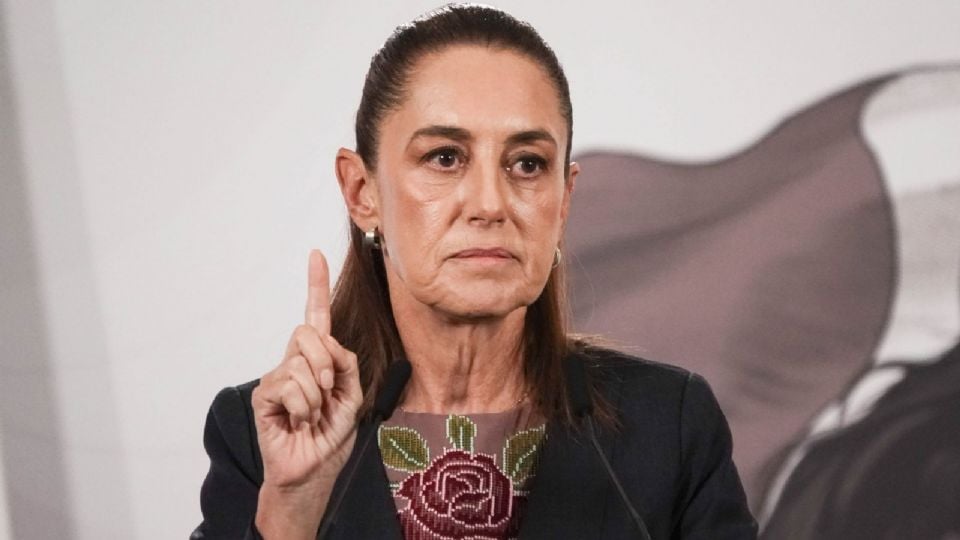 La Presidenta reta a PVEM y PT: propone recorte a dinero de partidos y nueva fórmula para elegir plurinominales