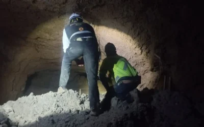 Van casi cuatro días sin hallar a los mineros en Sinaloa: especialistas de CFE se unen a labores de rescate