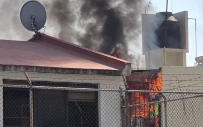 Incendio en vivienda de Coyoacán moviliza a cuerpo de bomberos; reportan saldo blanco