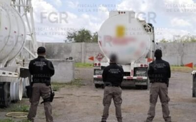 Golpe al huachicol: FGR decomisa 73 mil litros en Veracruz