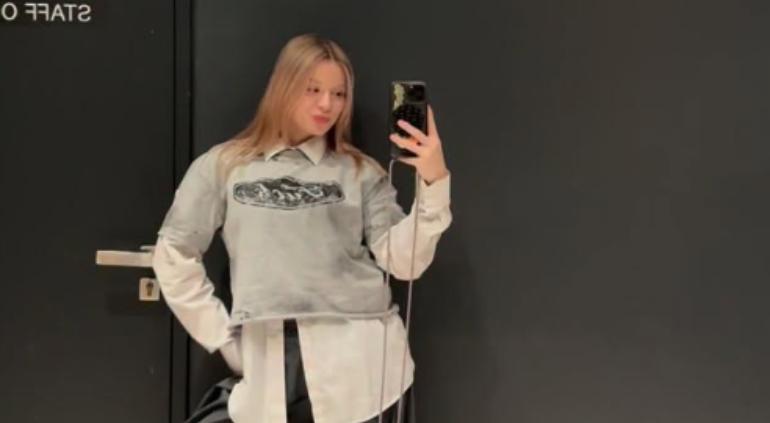 Influencer Dominika Elischerova falleció atropellada en su scooter
