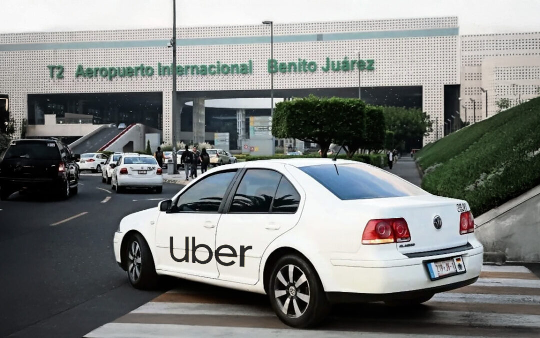 Uber vs taxis autorizados en el AICM: usuarios se topan con precios hasta 3 veces más altos