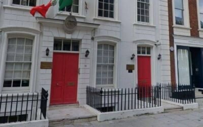 Hijo de Marcelo Ebrard vivió seis meses en embajada de México en Londres