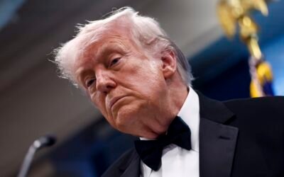 Trump: Irán le informó que están en “estado de colapso” y quieren reabrir Ormuz