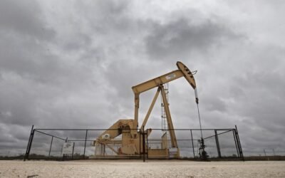 Petróleo de Texas se mantiene en 91 dólares pendiente de contactos entre EUA e Irán