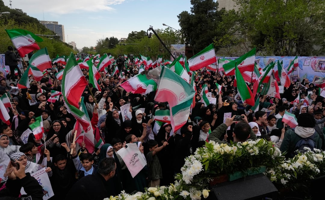 Tras amenazas de Trump, cadenas humanas se extienden por centrales y puentes de Irán