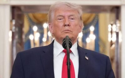 Firme Trump en desatar el infierno en  Irán si no abre el Estrecho de Ormuz este lunes 6.
