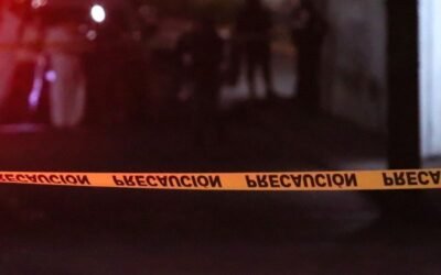 Hombre hiere con cuchillo a niño de 4 años en Santa Fe; vecinos lo someten y policías lo detienen