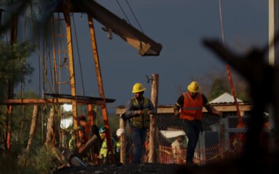 Rescatan sin vida a cuarto minero atrapado en mina Santa Fe