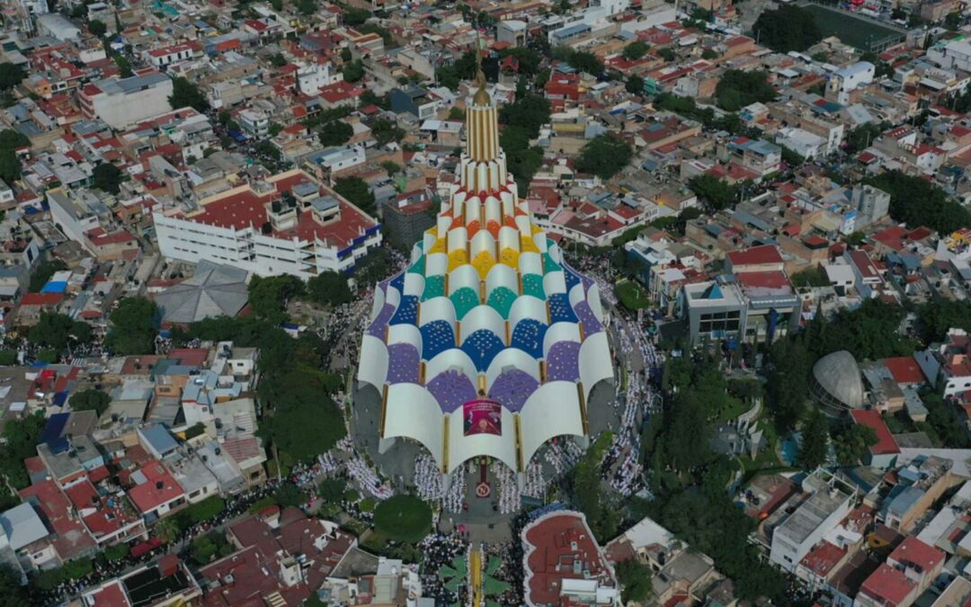 Víctimas de La Luz del Mundo denuncian “pacto de impunidad” en México; exigen justicia a las autoridades por abusos