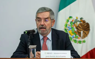 Roberto Velasco Álvarez releva a Juan Ramón de la Fuente en la SRE