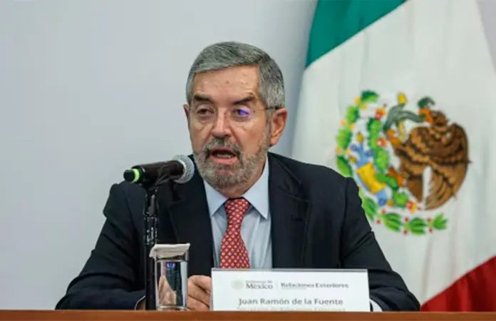 Roberto Velasco Álvarez releva a Juan Ramón de la Fuente en la SRE