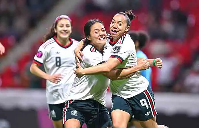 México golea a Puerto Rico