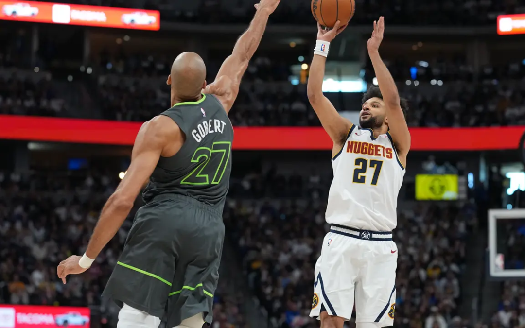 Nuggets vencen a Timberwolves en primer juego de playoffs