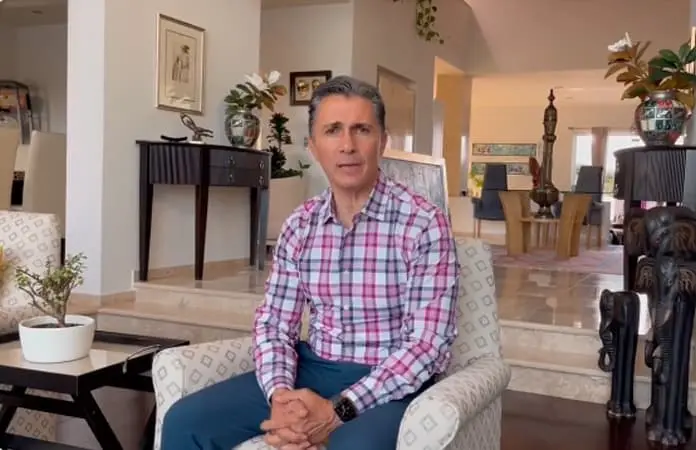 Adolfo Ríos defiende a «Memo» Ochoa de las críticas