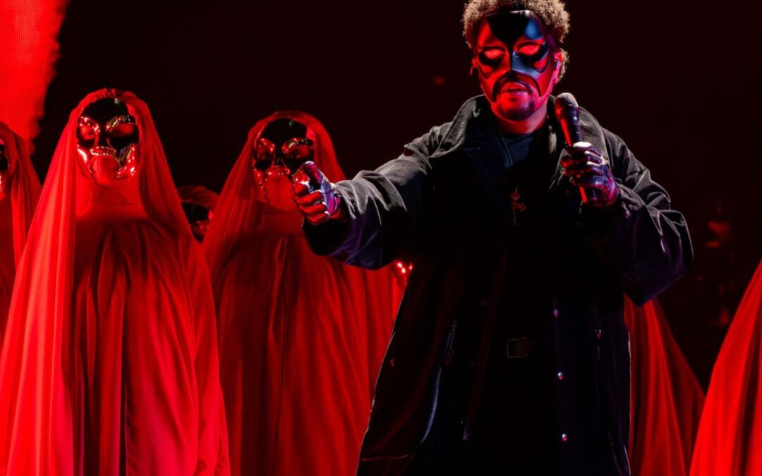 The Weeknd desata euforia en Estadio GNP Seguros de la Ciudad de México