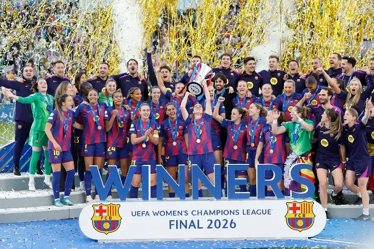 Barcelona golea y se corona campeón en la Champions Femenil