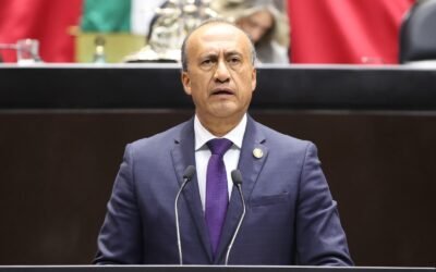 Proponen en C. de Diputados moderar el uso de dispositivos  móviles en escuelas.