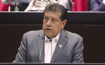 Prohibir la circulación de motocicletas en autopistas, proponen en C. de Diputados.