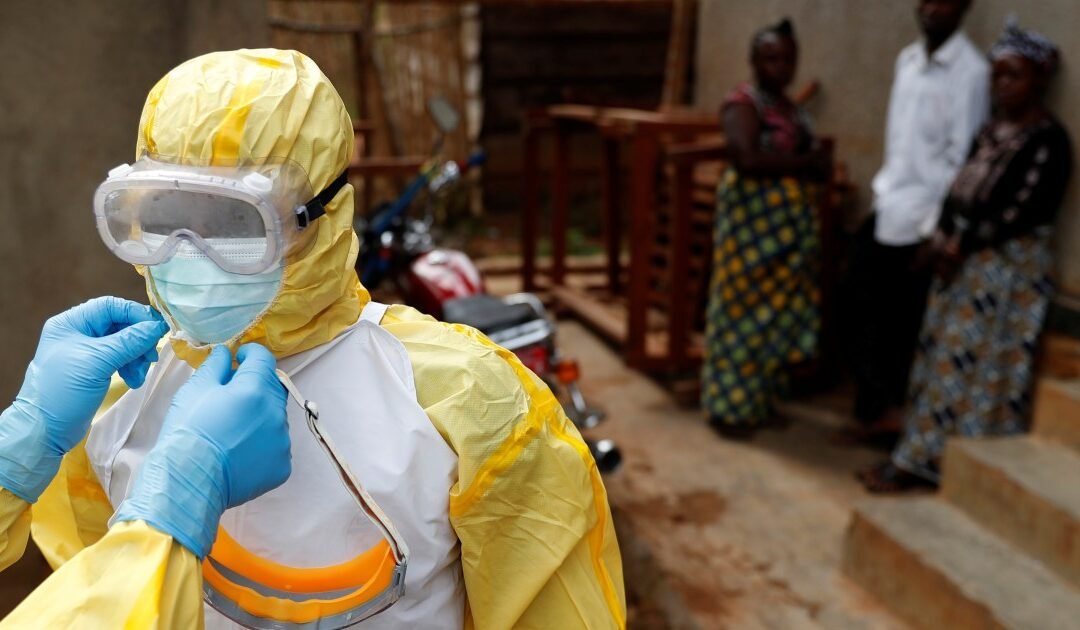 Epidemia de ébola deja a 10 países africanos bajo amenaza