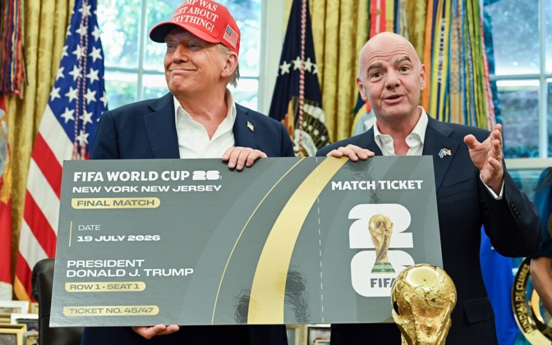 Trump dice que “no pagaría” los caros boletos del Mundial pero alaba su “éxito” comercial