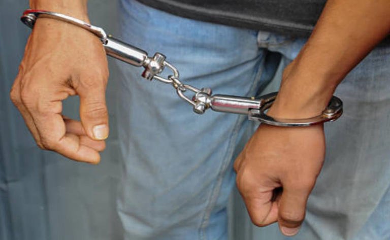 Detienen a jefe antidrogas de la Fiscalía de Tabasco