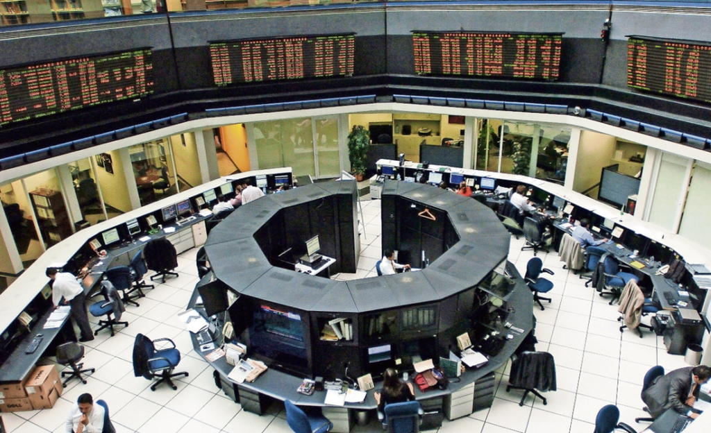 Cae la Bolsa Mexicana 0.74% y rompe racha positiva