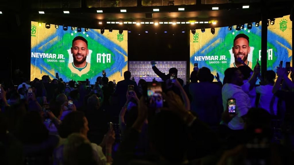 Presenta Brasil su convocatoria mundialista con el plantel más veterano