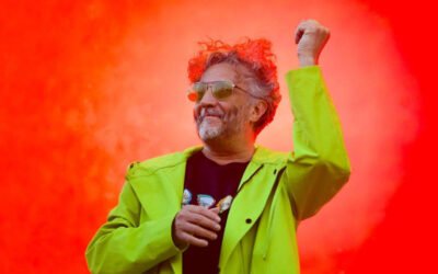 Público pierde la paciencia y abuchea a Fito Páez durante concierto en Argentina